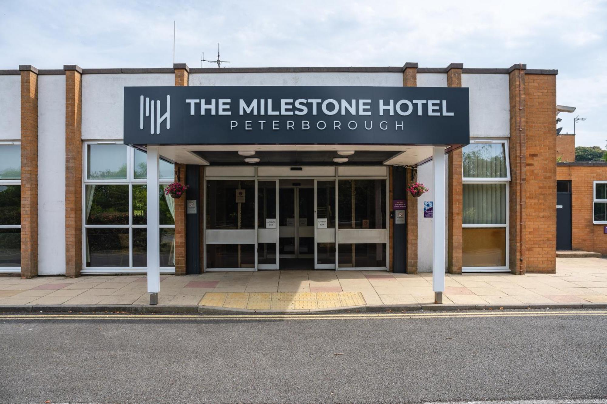 Milestone Peterborough Hotel A1M, Sure Hotel Collection By Best Western Stilton Exterior foto