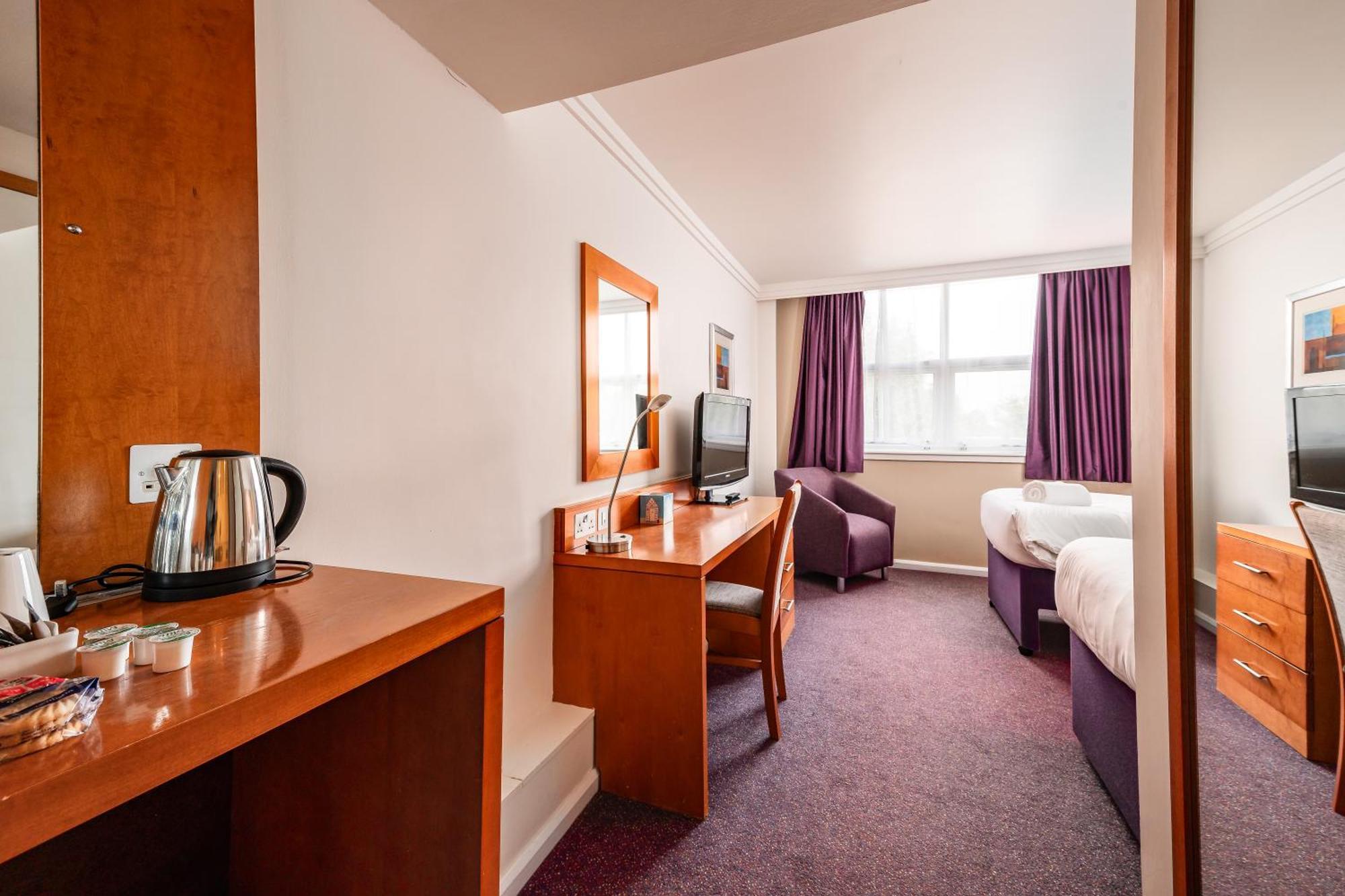 Milestone Peterborough Hotel A1M, Sure Hotel Collection By Best Western Stilton Exterior foto