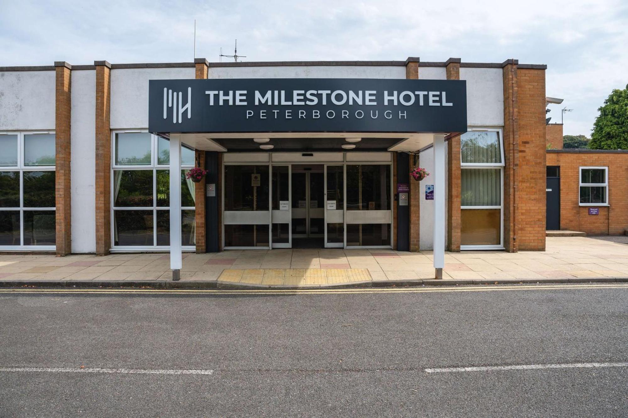 Milestone Peterborough Hotel A1M, Sure Hotel Collection By Best Western Stilton Exterior foto